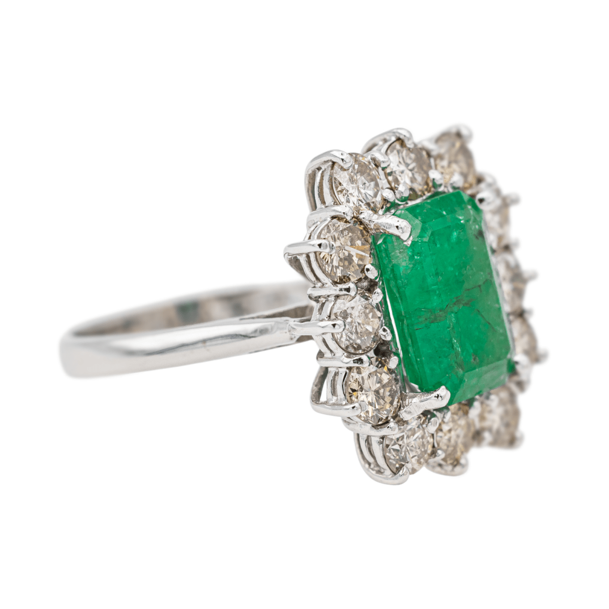 Bague Entourage en or blanc et émeraude - Castafiore