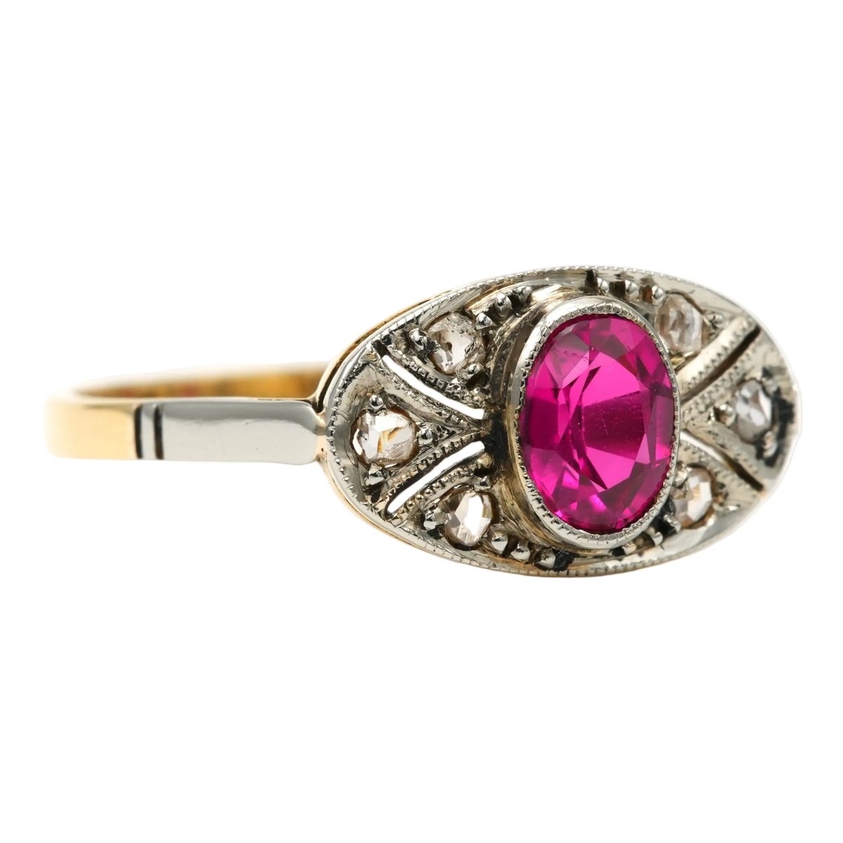 Bague Entourage en or blanc, or jaune, rubis et diamants - Castafiore