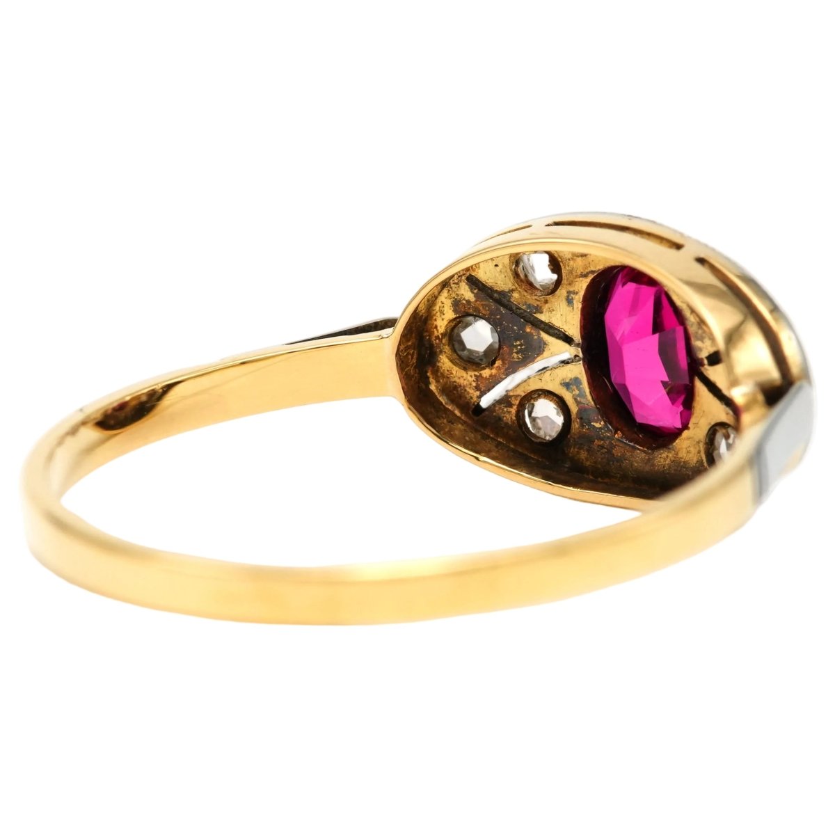 Bague Entourage en or blanc, or jaune, rubis et diamants - Castafiore