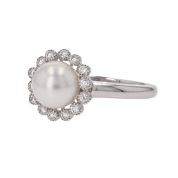 Bague Entourage en or blanc, perle et diamants - Castafiore