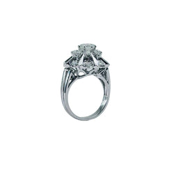 Bague Entourage en or blanc, platine et diamants - Castafiore