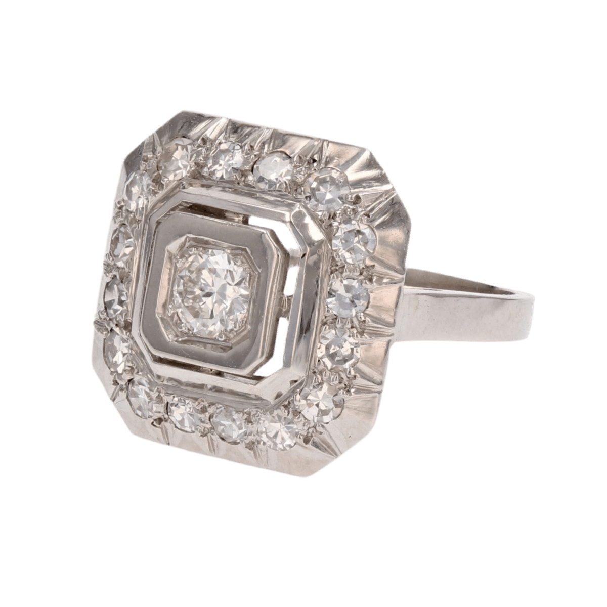Bague Entourage en or blanc, platine et diamants - Castafiore