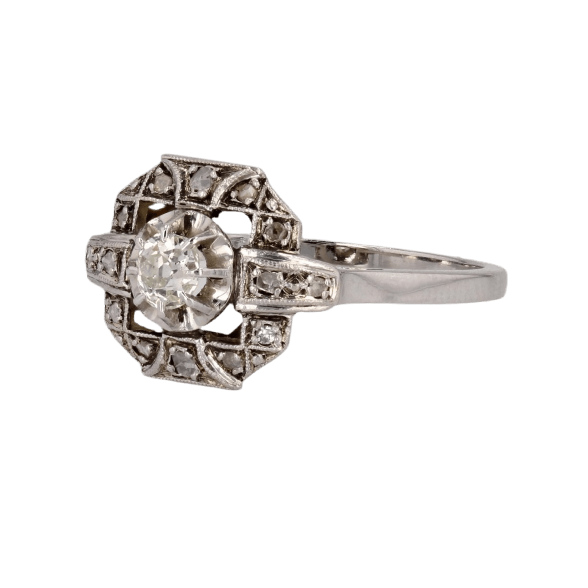 Bague Entourage en or blanc, platine et diamants - Castafiore