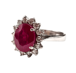 Bague Entourage en or blanc, rubis et diamants - Castafiore