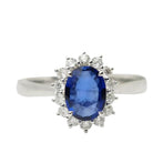 Bague entourage en or blanc, saphir Ceylan et diamants - Castafiore