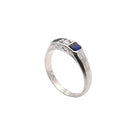 Bague entourage en or blanc, saphir et diamant - Castafiore