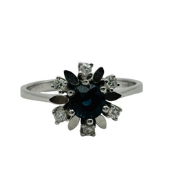 Bague Entourage en or blanc, saphir et diamants - Castafiore