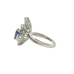 Bague Entourage en or blanc, saphir et diamants - Castafiore