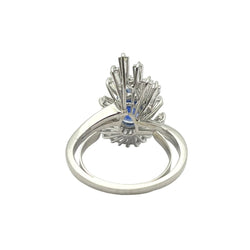 Bague Entourage en or blanc, saphir et diamants - Castafiore