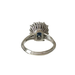 Bague Entourage en or blanc, saphir, et diamants - Castafiore