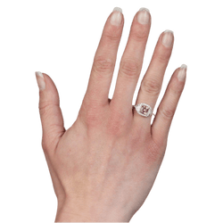 Bague Entourage en or blanc, saphir et diamants - Castafiore