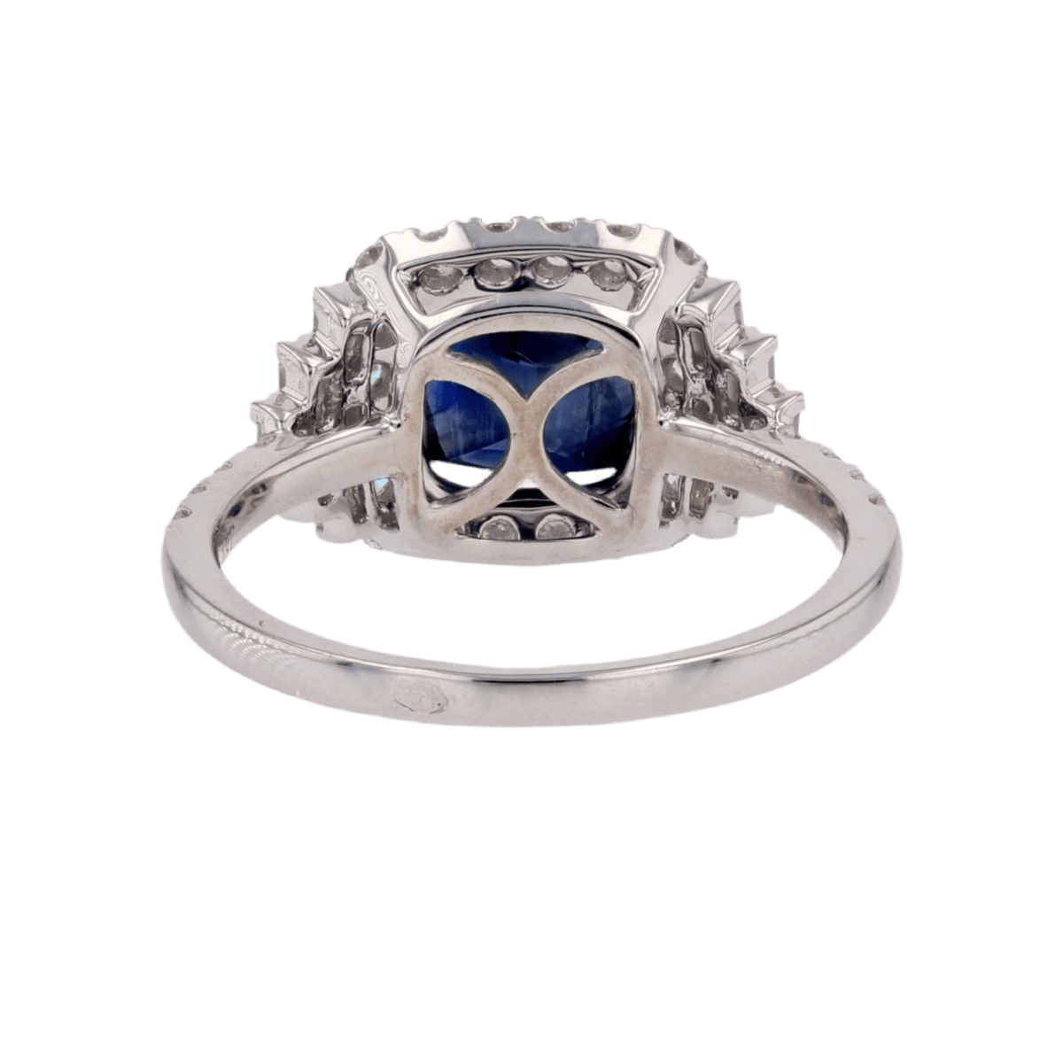 Bague Entourage en or blanc, saphir et diamants - Castafiore