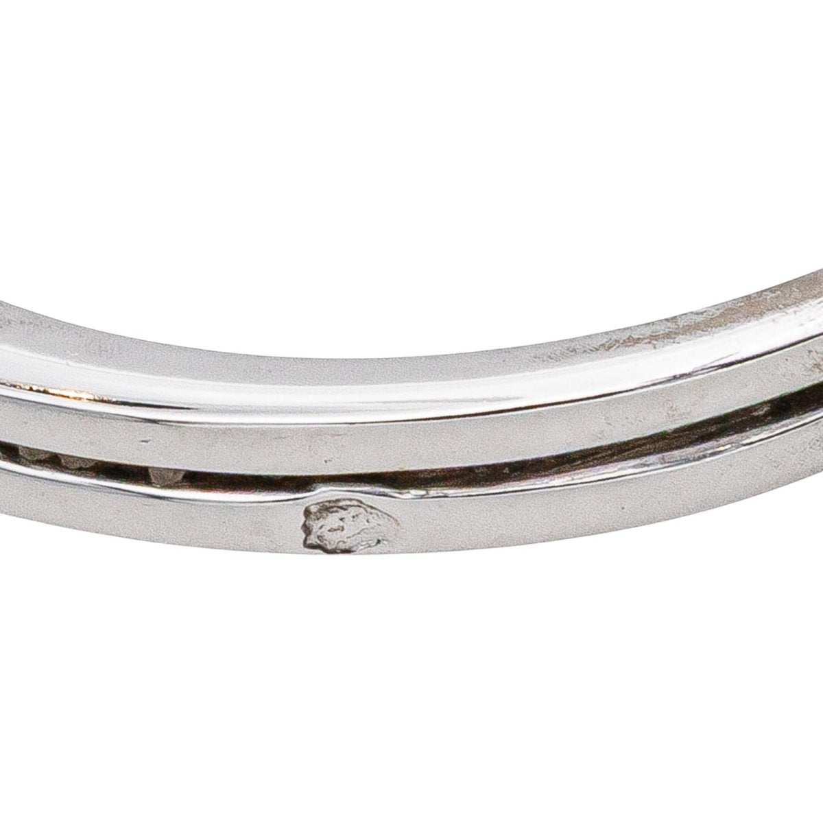 Ring Sapphire white gold surround