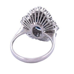 Bague Entourage en or blanc, saphir et diamants - Castafiore