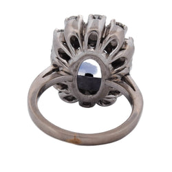 Bague Entourage en or blanc, saphir et diamants - Castafiore