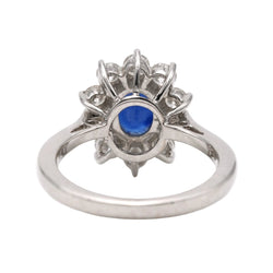 Bague Entourage en or blanc, saphir et diamants - Castafiore