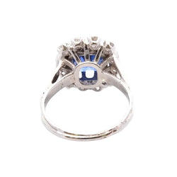 Bague Entourage en or blanc, saphir et diamants - Castafiore