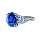 Bague Entourage en or blanc, saphir et diamants - Castafiore