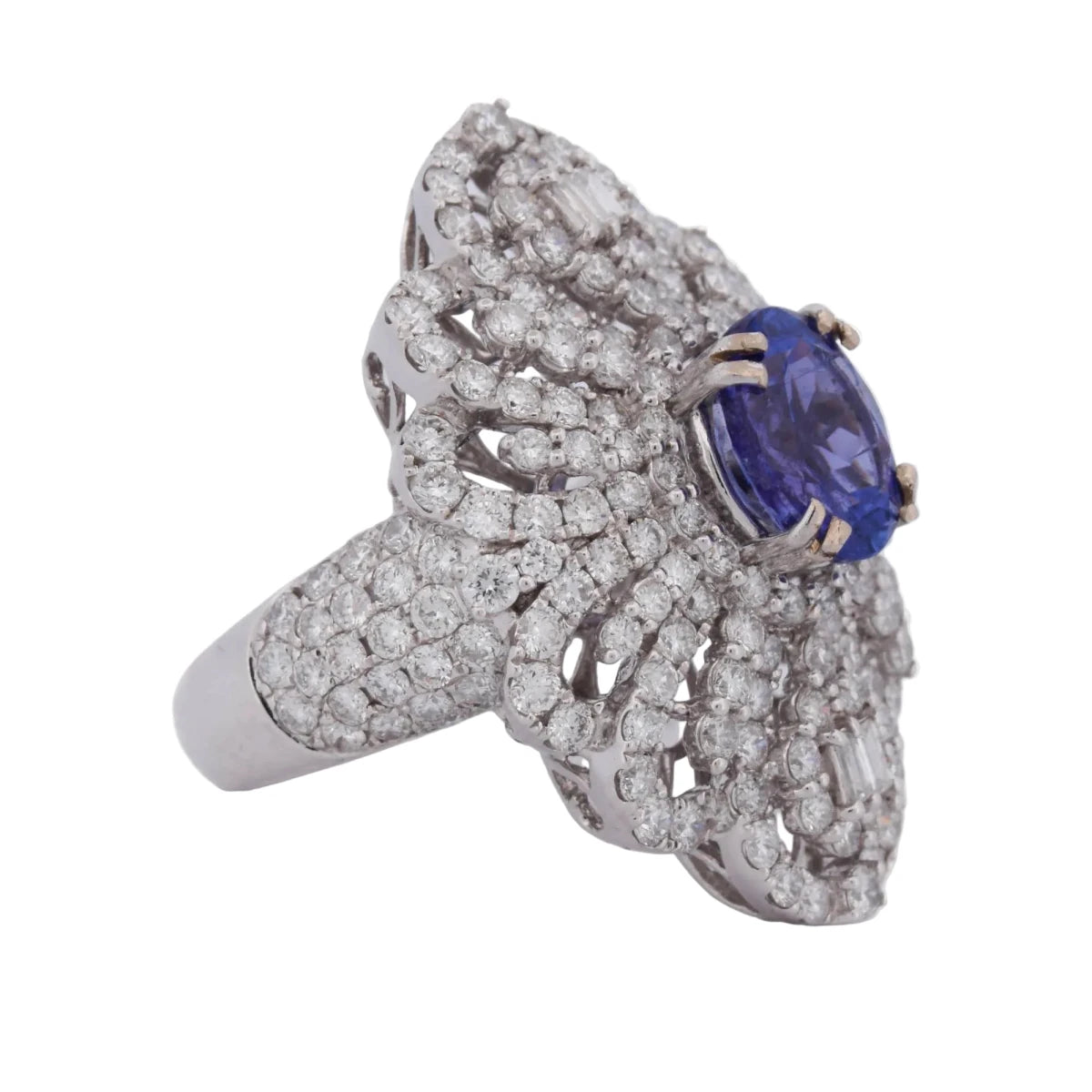 Bague Entourage en or blanc, tanzanite et diamants - Castafiore