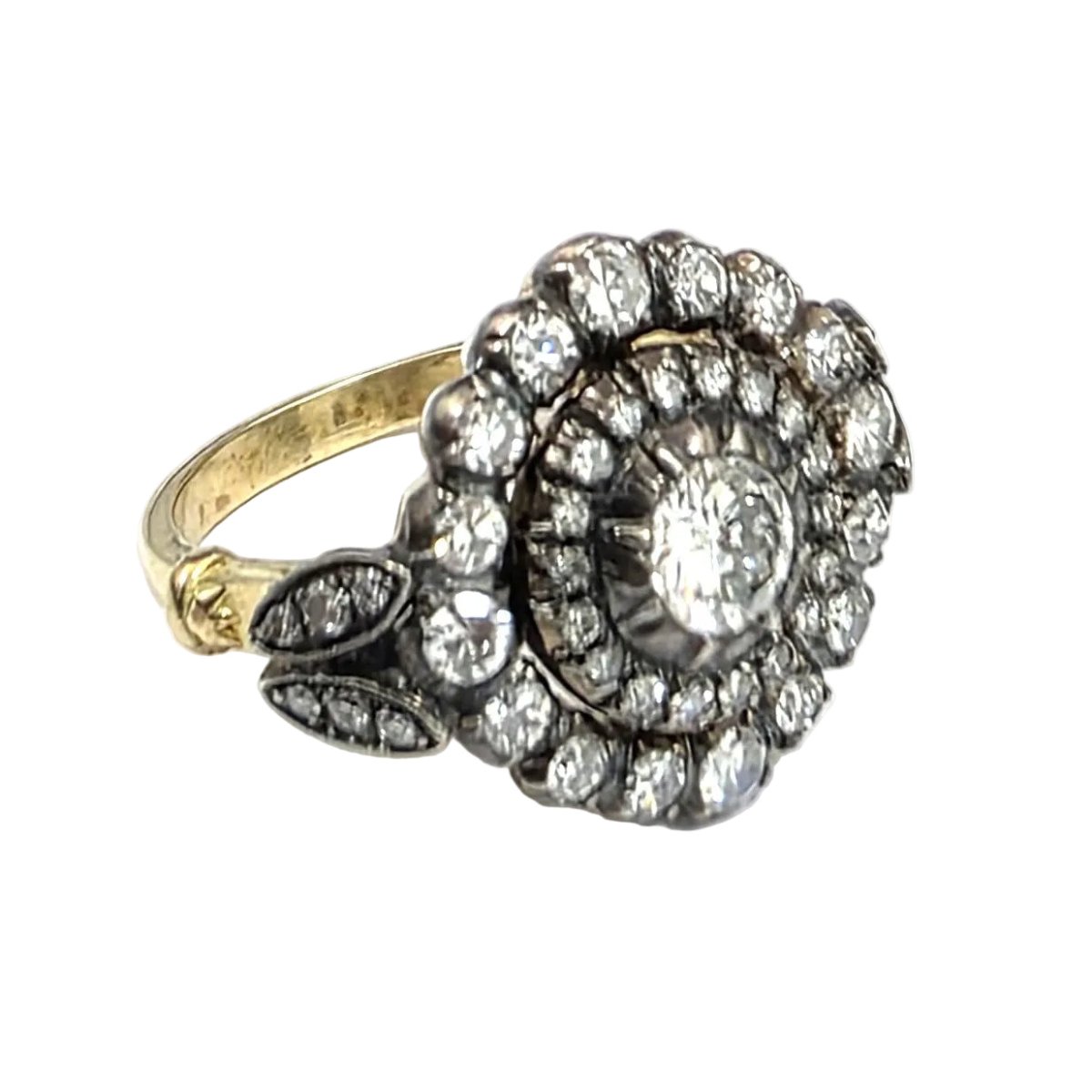 Bague Entourage en or jaune, argent et diamants - Castafiore