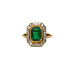 Bague Entourage en or jaune, émeraude et diamants - Castafiore
