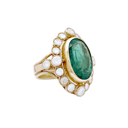 Bague Entourage en or jaune, émeraude et diamants - Castafiore