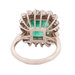 Bague Entourage en or jaune, émeraude et diamants - Castafiore