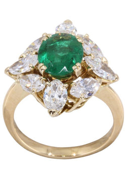 Bague Entourage en or jaune, émeraude et diamants - Castafiore