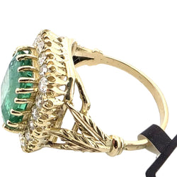 Bague Entourage en or jaune, émeraude et diamants - Castafiore