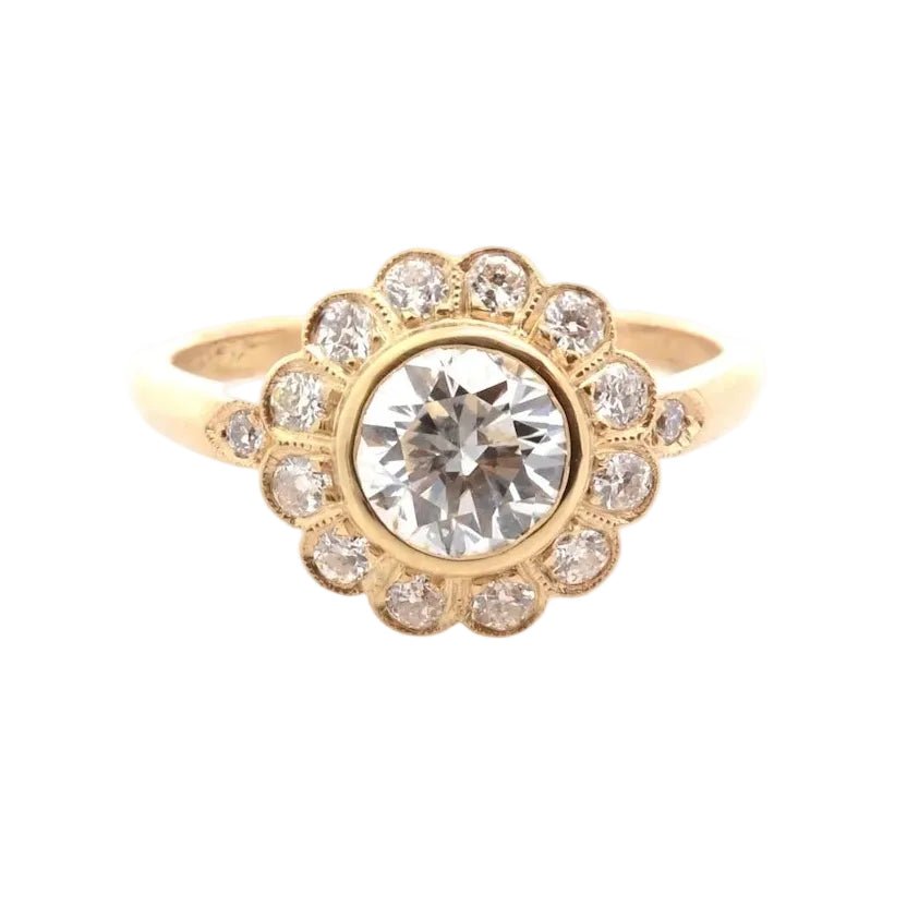 Bague Entourage en or jaune et diamants - Castafiore