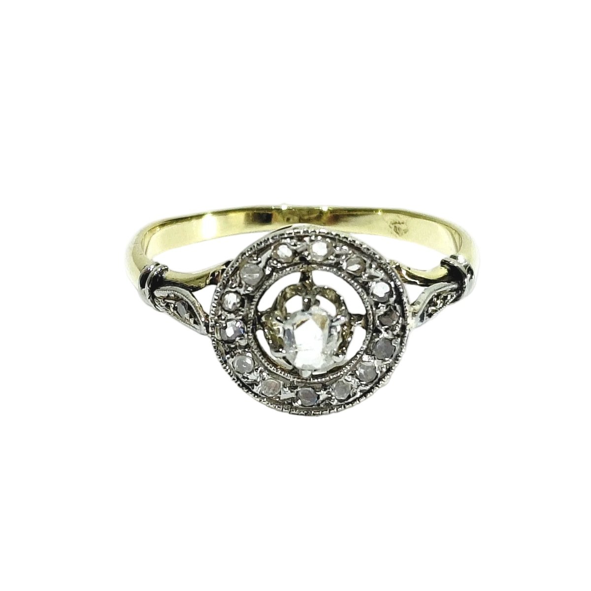 Bague Entourage en or jaune et diamants - Castafiore