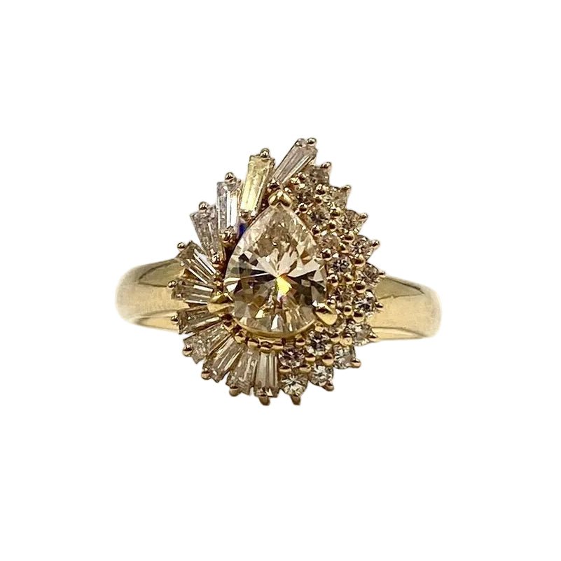 Bague Entourage en or jaune et diamants - Castafiore