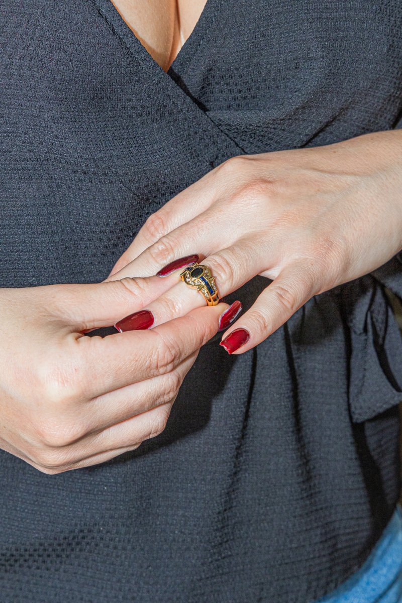 Bague Entourage en Or jaune et Saphir - Castafiore