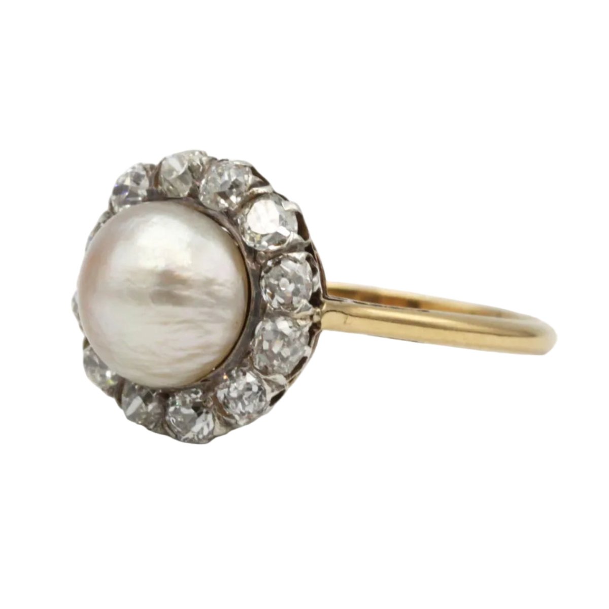 Bague Entourage en or jaune, perle et diamants - Castafiore