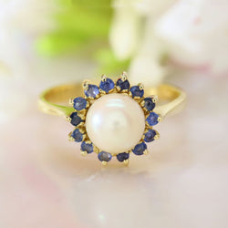 Bague Entourage en or jaune, perle et saphirs - Castafiore
