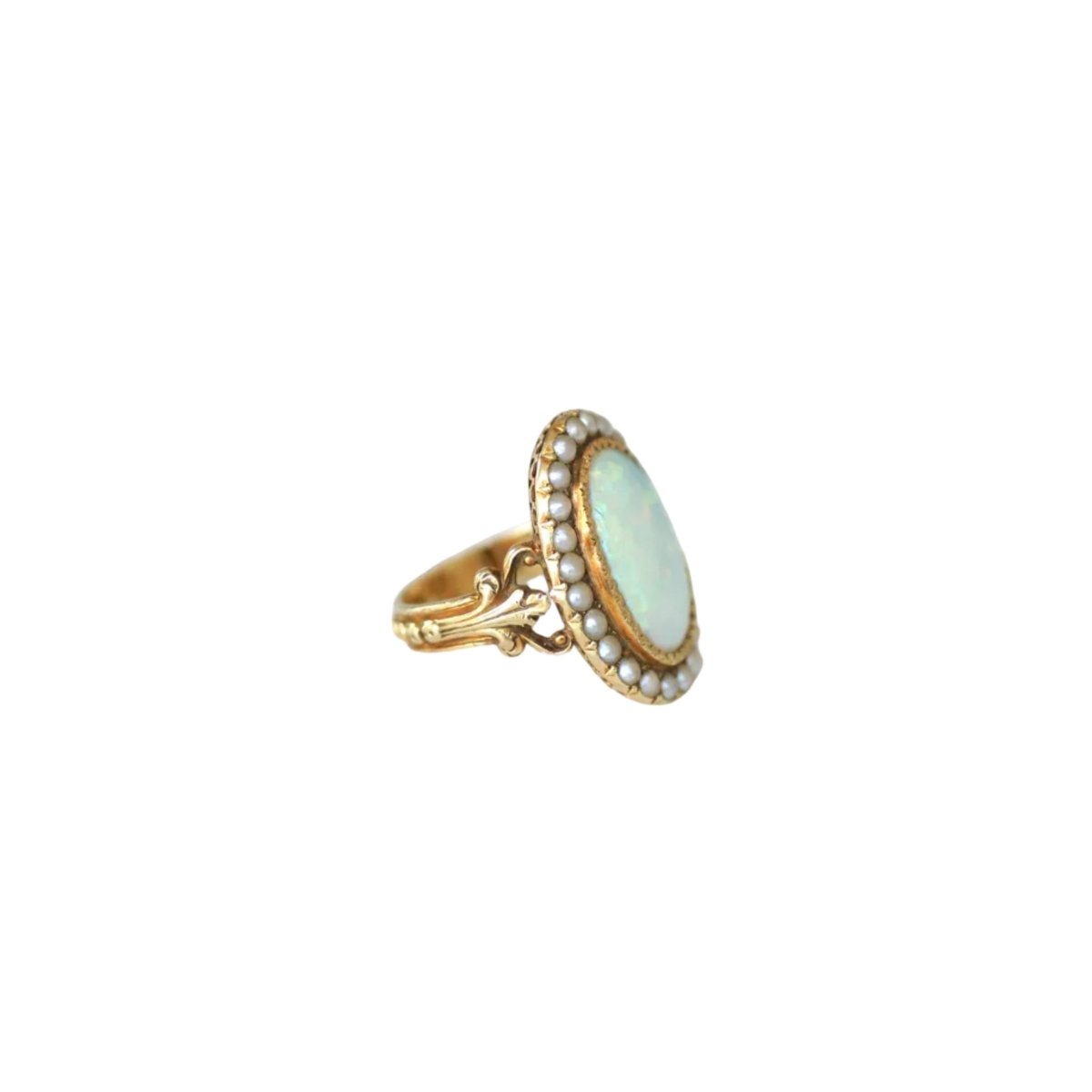 Bague Entourage en or jaune, perles et opale - Castafiore