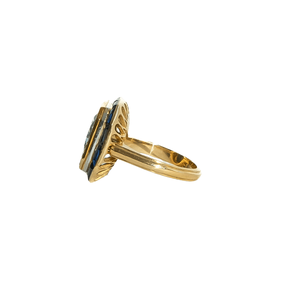 Bague Entourage en or jaune, pierre bleue et diamants - Castafiore