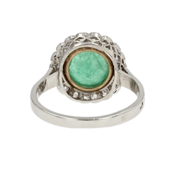 Bague Entourage en or jaune, platine, émeraude et diamants - Castafiore