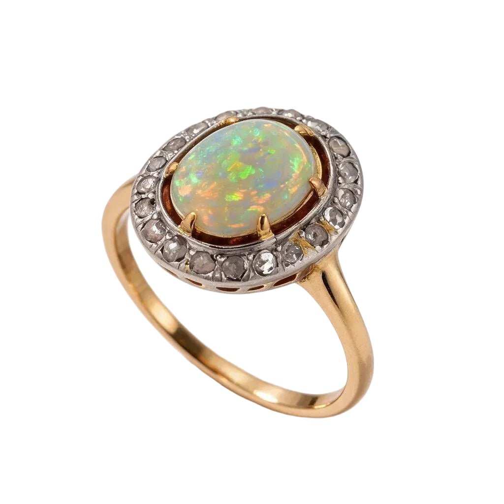 Bague Entourage en or jaune, platine, opale et diamants - Castafiore