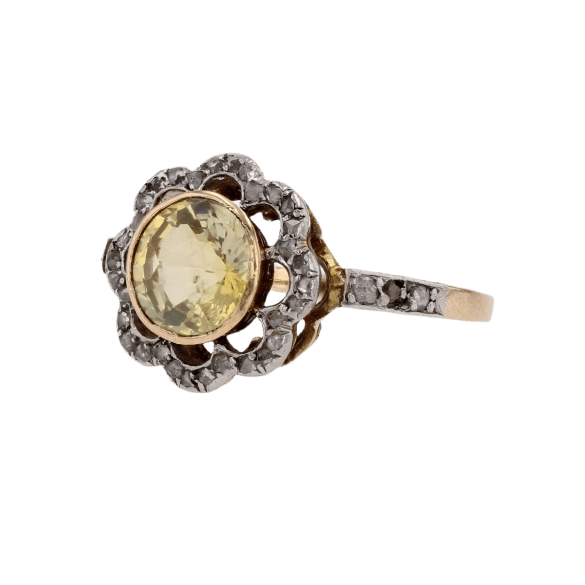 Bague Entourage en or jaune, platine, saphir et diamants - Castafiore