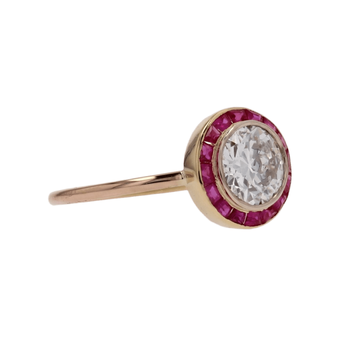 Bague Entourage en or jaune, rubis et diamant - Castafiore