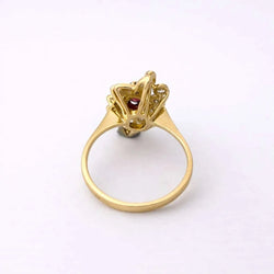 Bague Entourage en or jaune, rubis et diamants - Castafiore