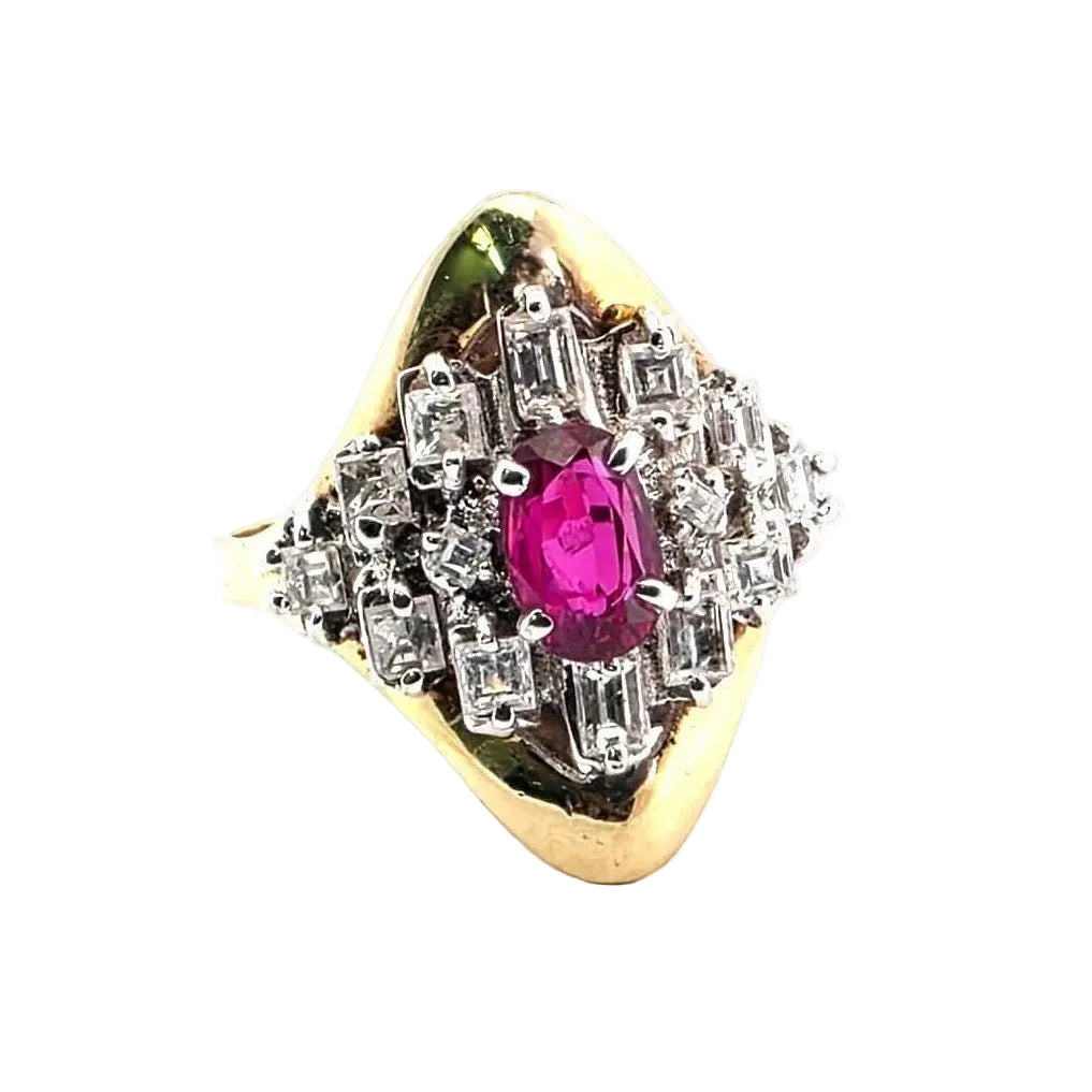 Bague Entourage en or jaune, rubis et diamants - Castafiore