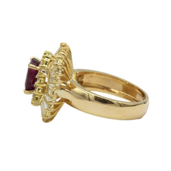 Bague Entourage en or jaune, rubis et diamants - Castafiore