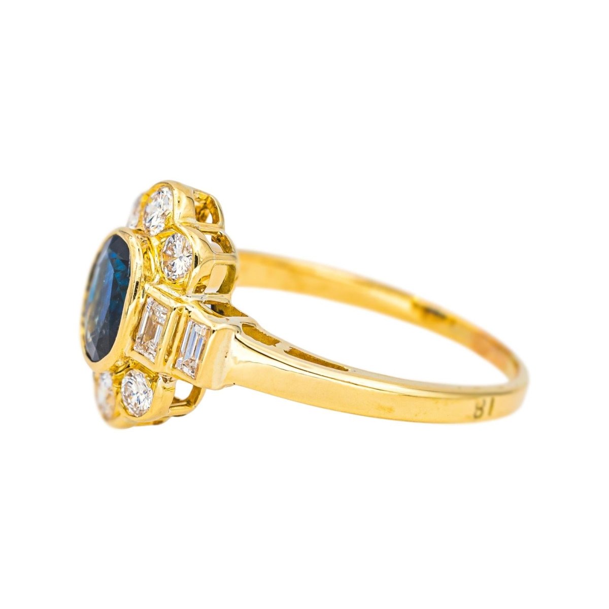 Bague Entourage en or jaune, saphir et diamants - Castafiore