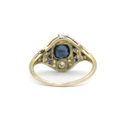 Bague entourage en or jaune, saphir et diamants - Castafiore