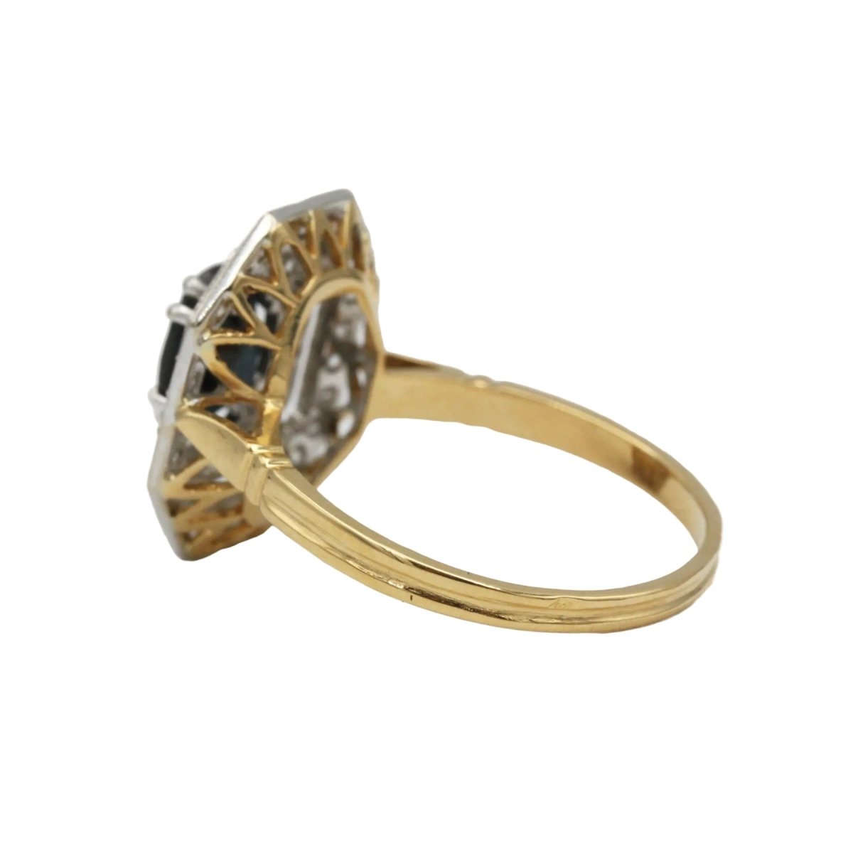 Bague Entourage en or jaune, saphir et diamants - Castafiore
