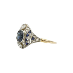 Bague entourage en or jaune, saphir et diamants - Castafiore