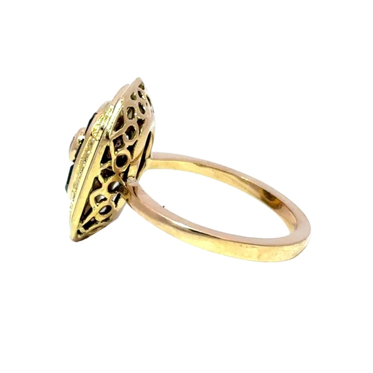 Bague Entourage en or jaune, saphirs et diamants - Castafiore