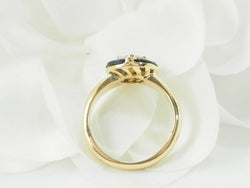 Bague Entourage en or jaune, saphirs et diamants - Castafiore